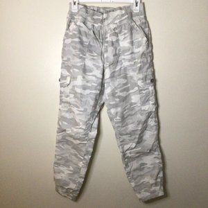 Calvin Klein Perf. Cargo Pants w/ elastic waist and ankles Women Size S
